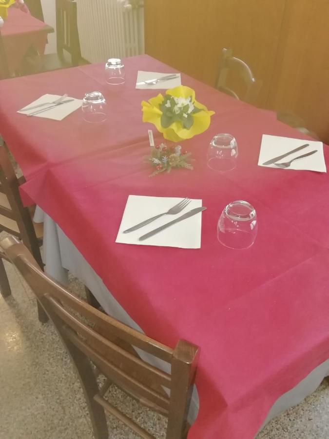 Albergo Alla Pineta 빌라 산티나 외부 사진